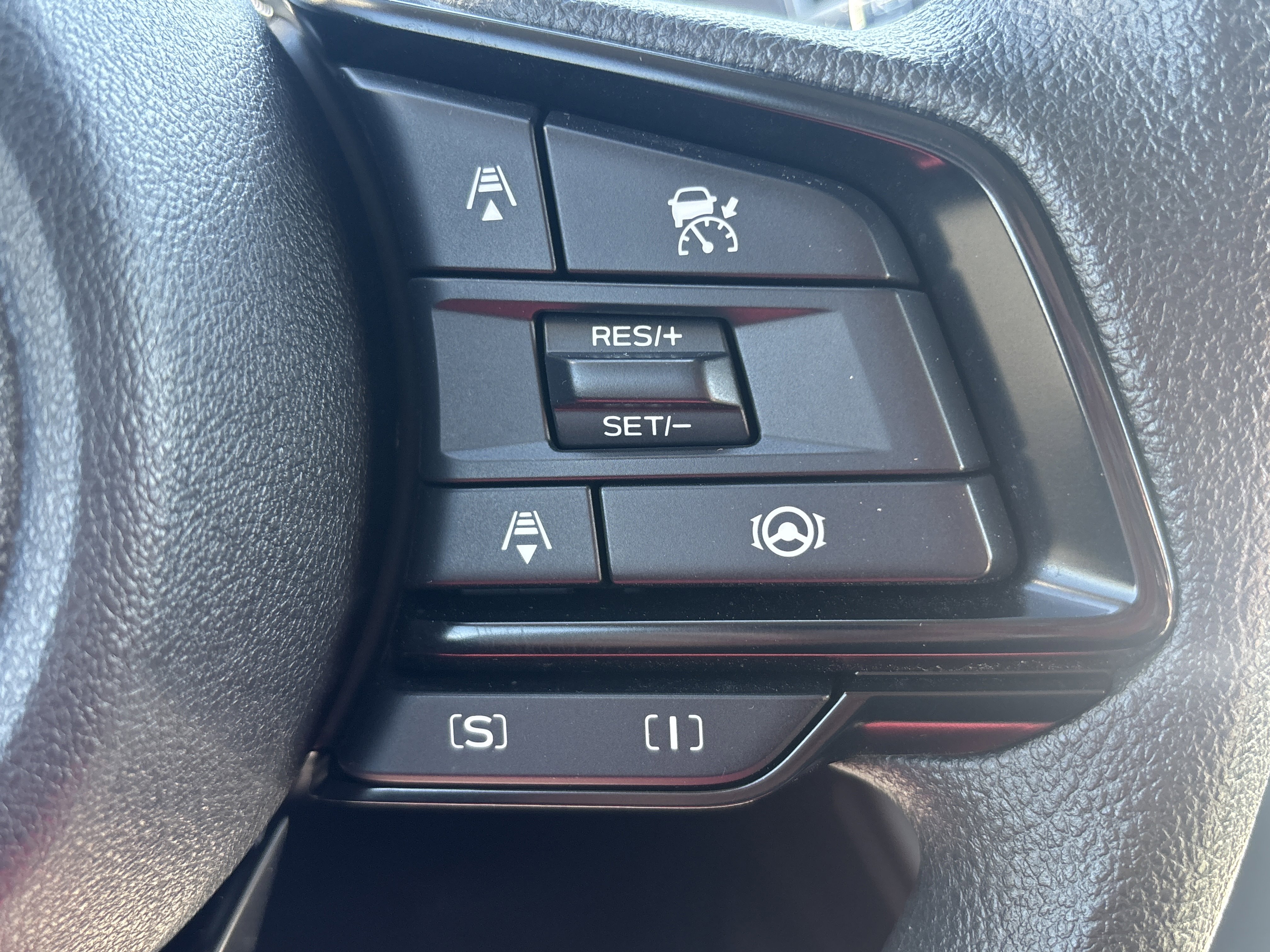 Used 2024 Subaru Crosstrek 2.0i Premium image 28