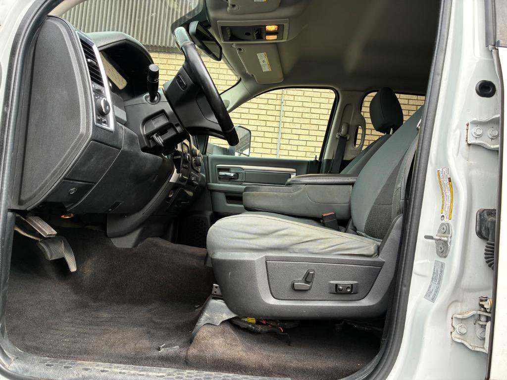 Used 2016 RAM 2500 SLT w/ Comfort Group AWD/4WD image 17