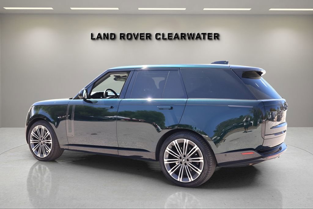 Used 2024 Land Rover Range Rover Autobiography image 3