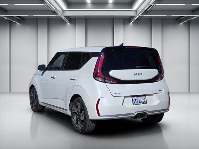 Certified 2023 Kia Soul GT-Line FWD image 6