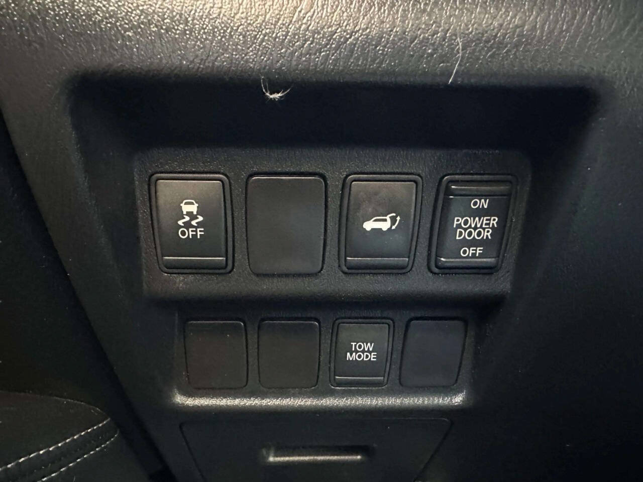Used 2013 Nissan Pathfinder SL AWD/4WD image 27
