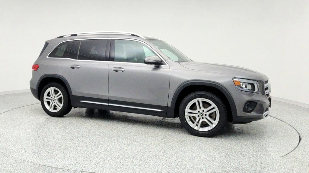 Used 2020 Mercedes-Benz GLB 250 4MATIC w/ Premium Package image 3