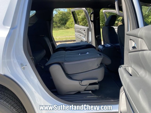 New 2026 Chevrolet Traverse LT w/ Driver Confidence Package image 45