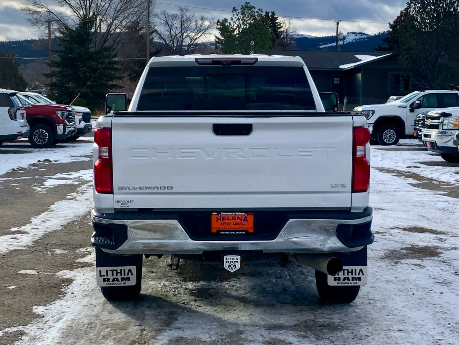 Used 2024 Chevrolet Silverado 2500 High Country image 4