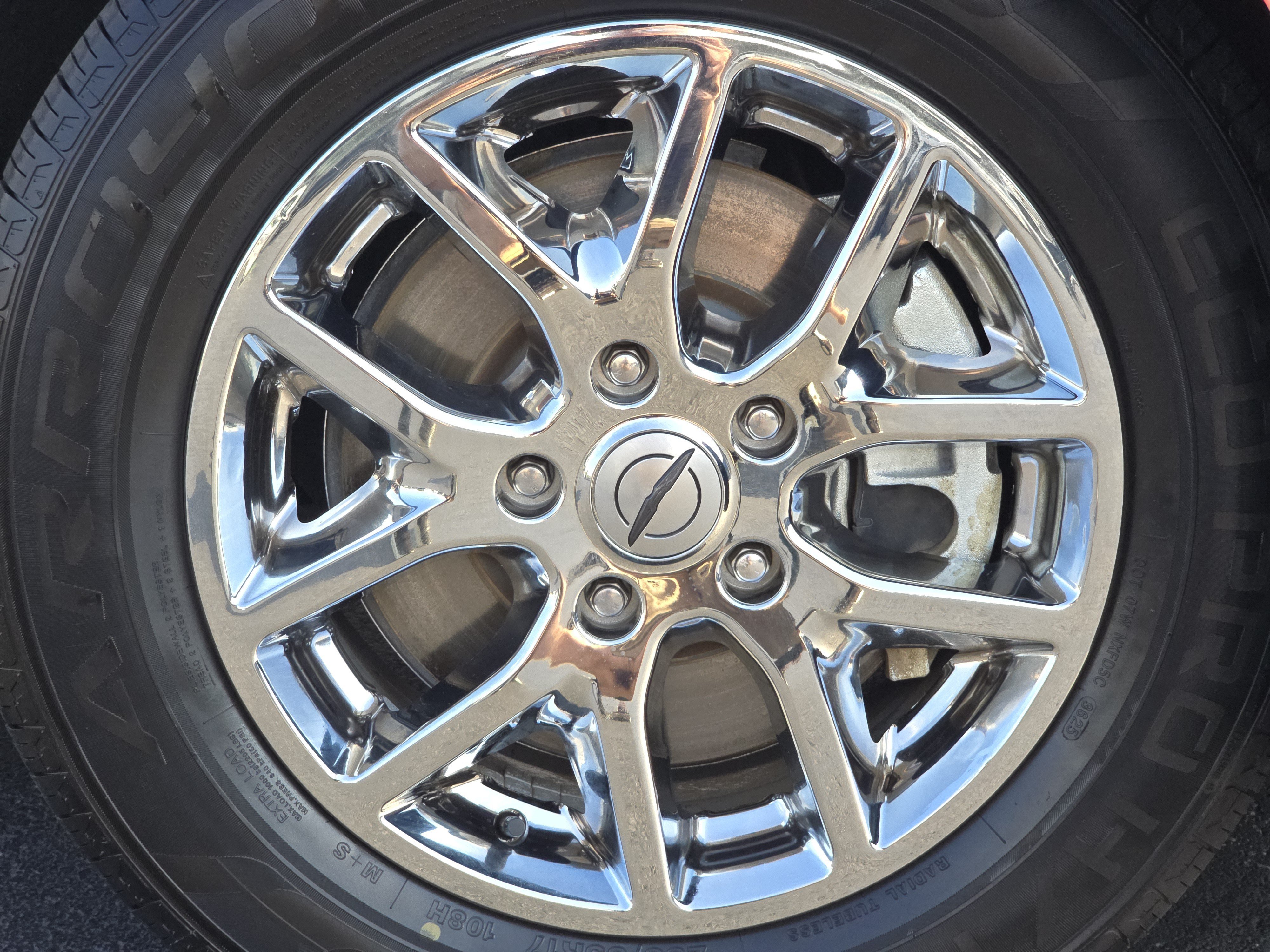 Used 2024 Chrysler Pacifica Touring-L FWD image 13