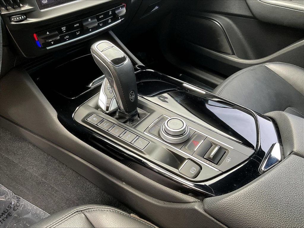 Used 2022 Maserati Levante GT AWD/4WD image 18