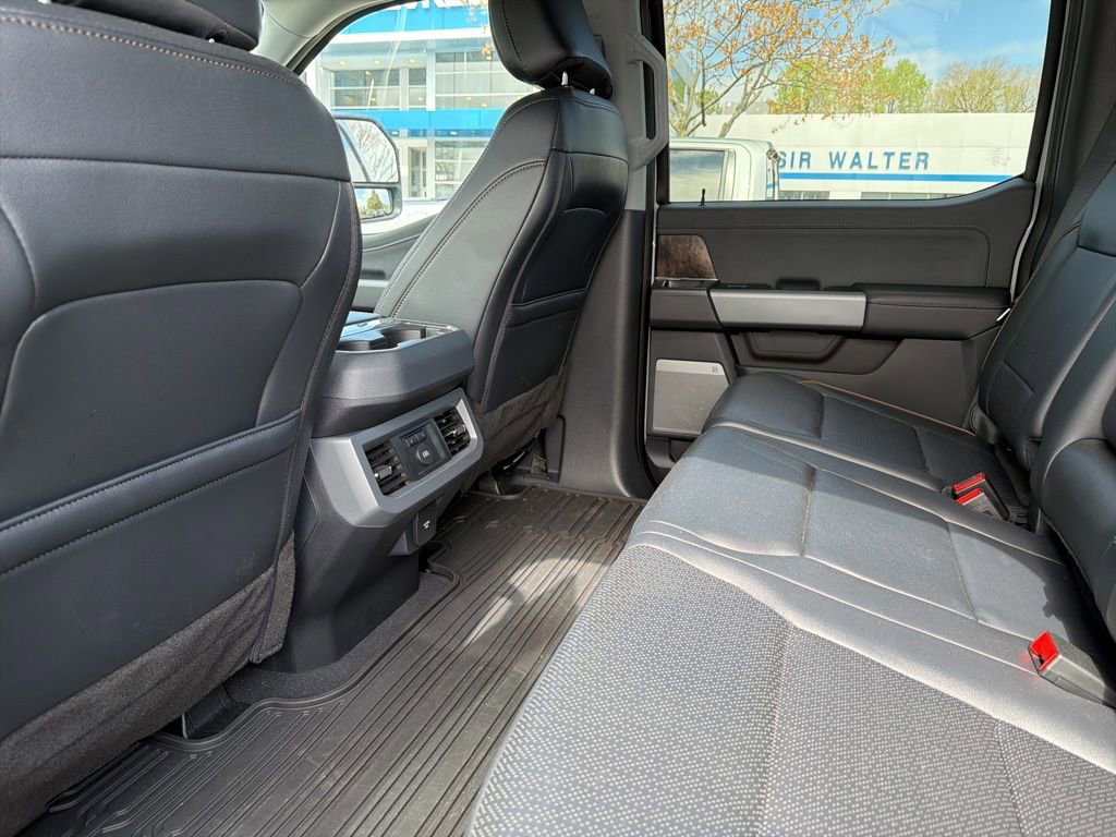 Used 2025 Ford F250 Lariat w/ Lariat Ultimate Package image 19