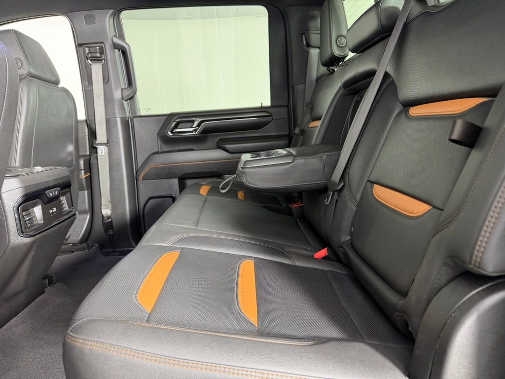 Used 2024 GMC Sierra 2500 AT4 w/ AT4 Premium Plus Package AWD/4WD image 29