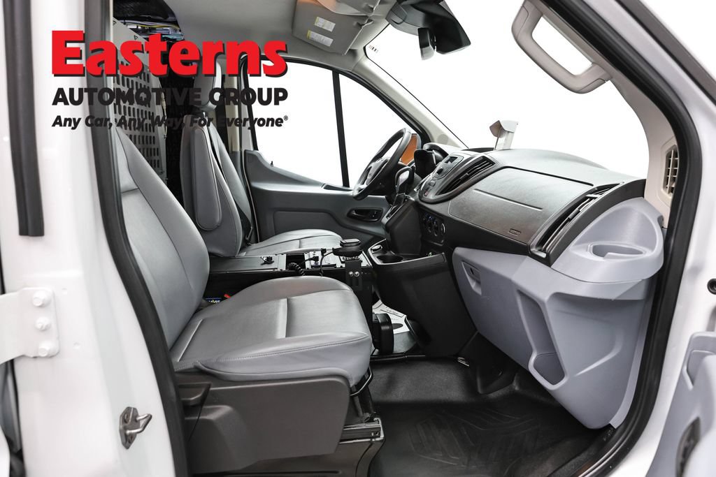 Used 2019 Ford Transit 250 130 Low Roof RWD image 27