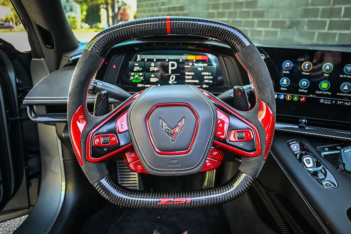 Used 2023 Chevrolet Corvette Stingray Premium Conv w/ Z51 Performance Package RWD image 13