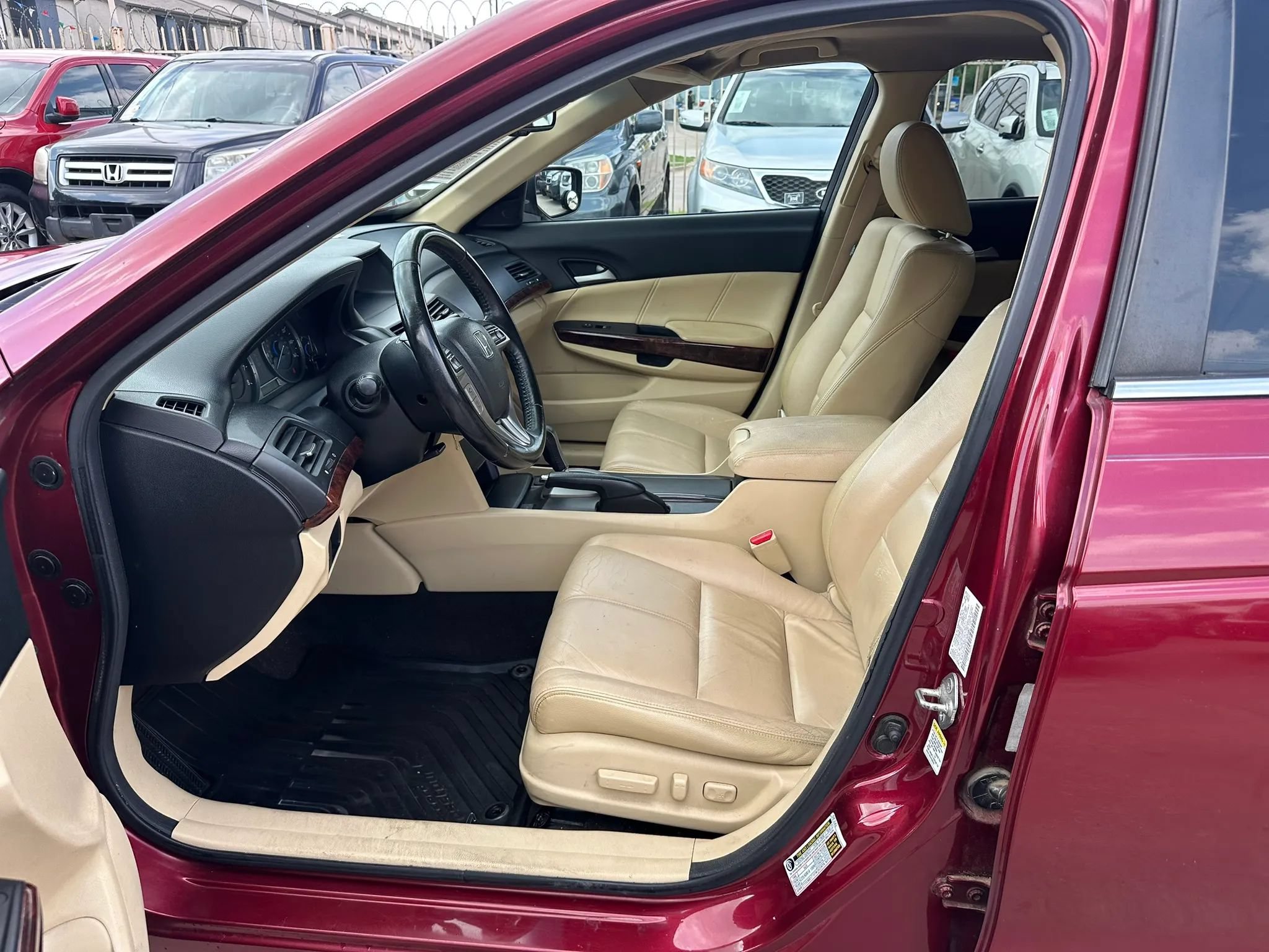 Used 2010 Honda Crosstour EX-L image 5