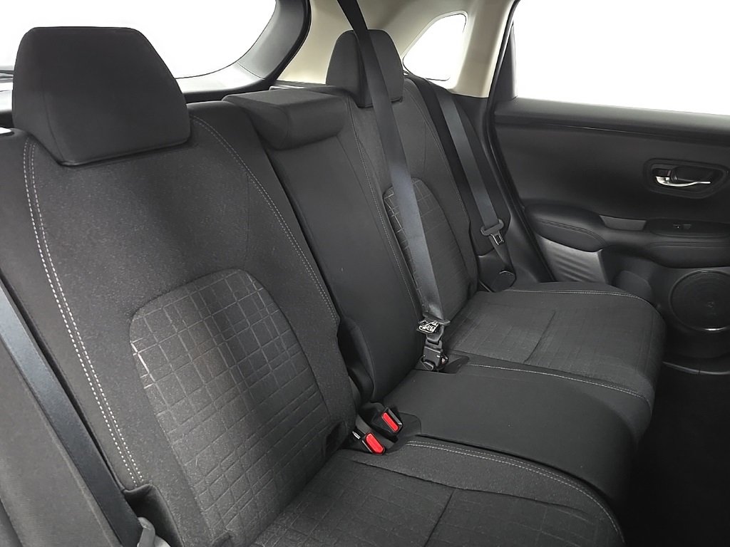 Certified 2025 Honda HR-V LX image 16