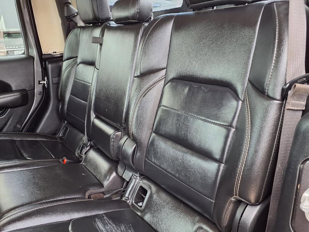 Used 2021 Jeep Gladiator Overland image 9