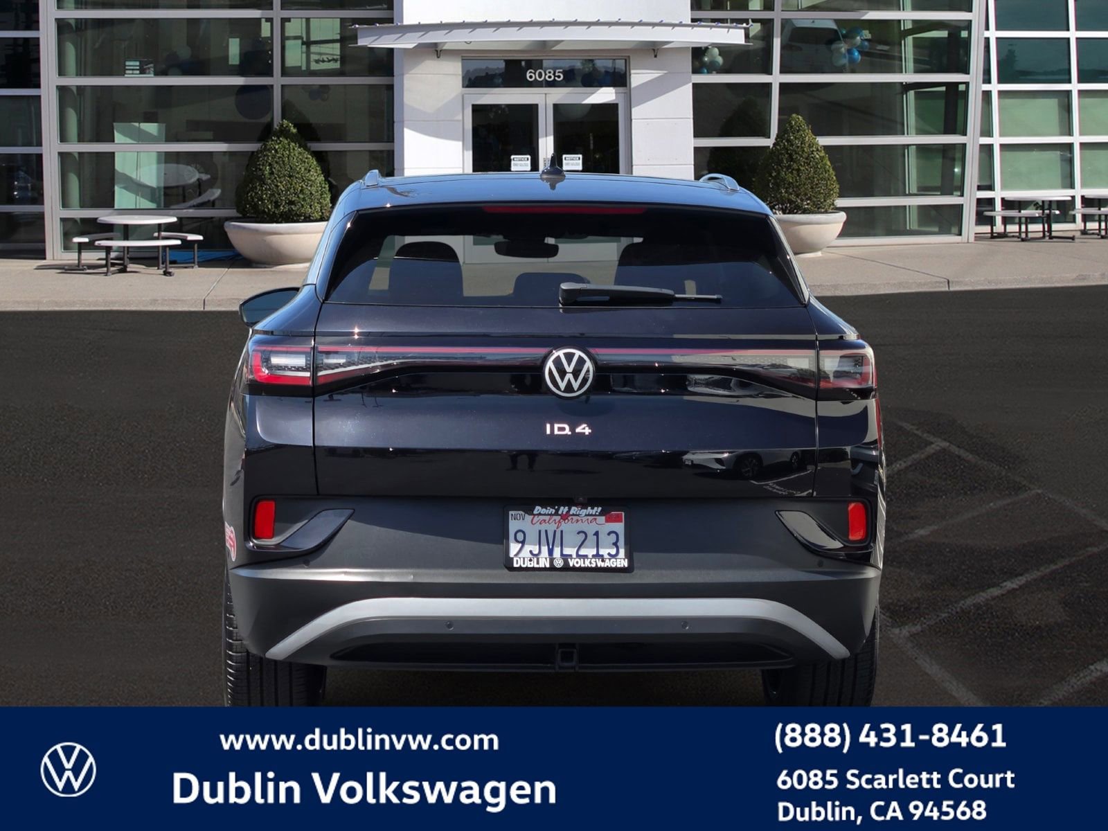 Used 2023 Volkswagen ID.4 Pro S Plus AWD/4WD image 5