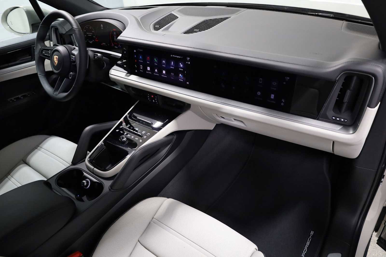 New 2026 Porsche Cayenne AWD/4WD image 6