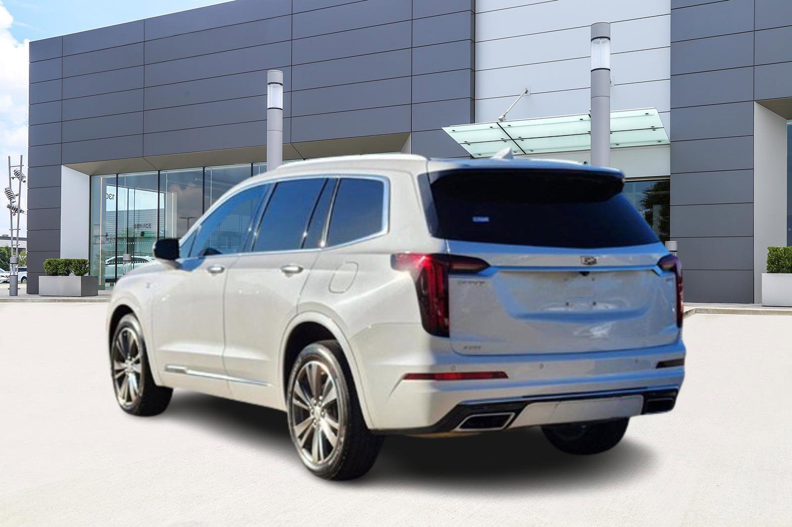 Used 2021 Cadillac XT6 Premium Luxury image 4