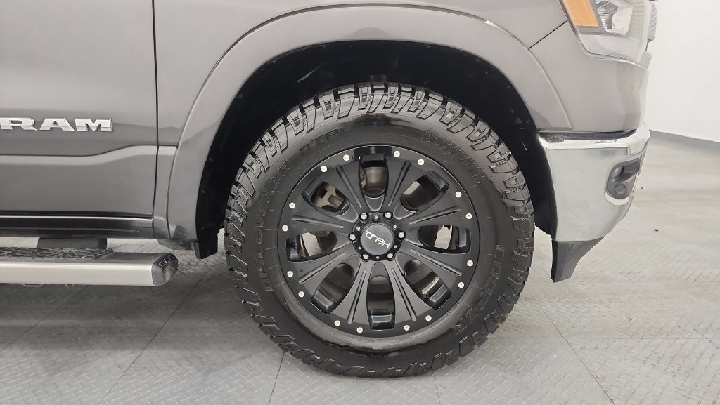 Used 2019 RAM 1500 Laramie AWD/4WD image 26