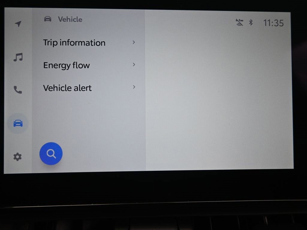 Used 2025 Toyota RAV4 LE image 32