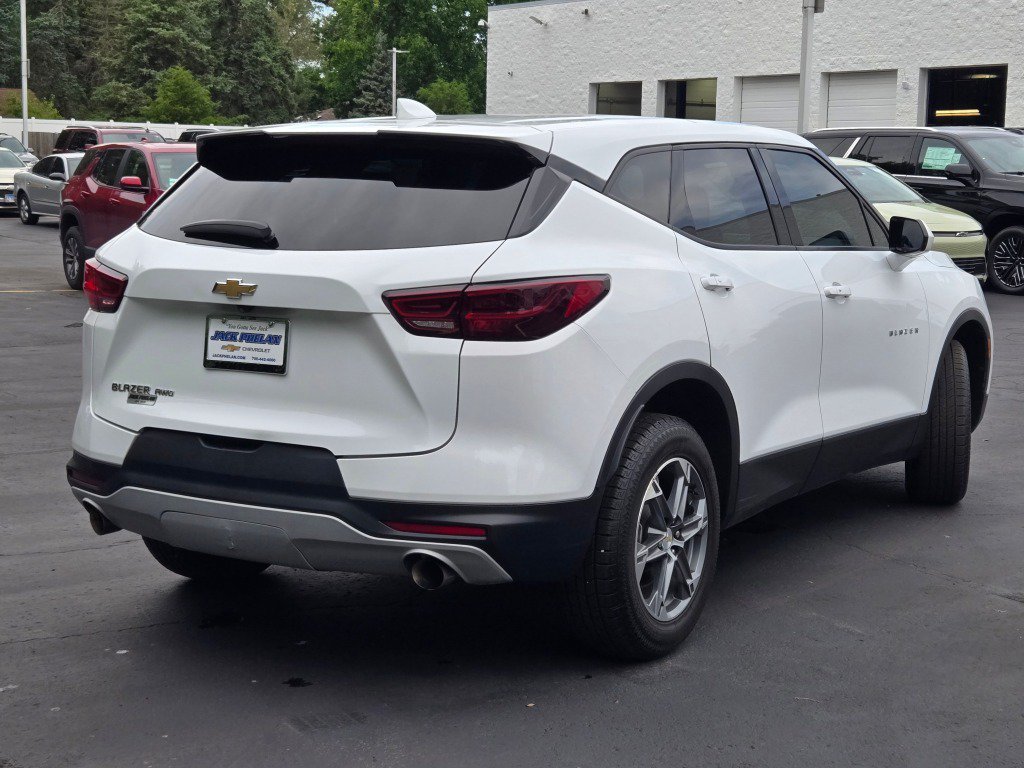 Certified 2023 Chevrolet Blazer LT AWD/4WD image 11