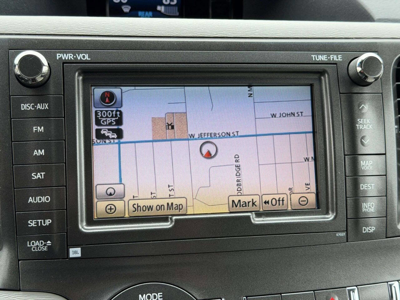 Used 2014 Toyota Sienna XLE w/ XLE Premium Package image 33