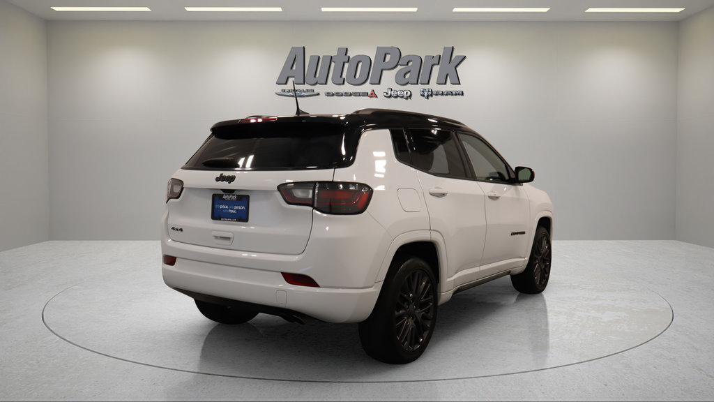 Certified 2022 Jeep Compass High Altitude AWD/4WD image 11