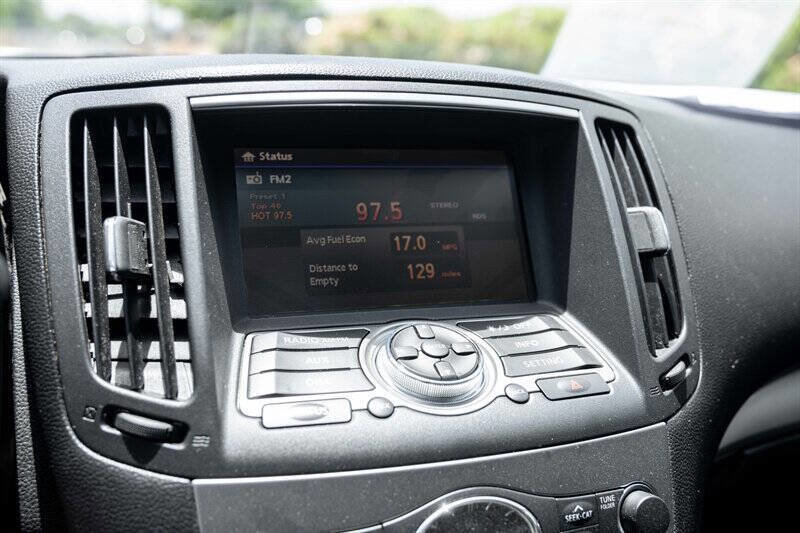 Used 2011 INFINITI G25 Journey w/ Moonroof Pkg RWD image 13