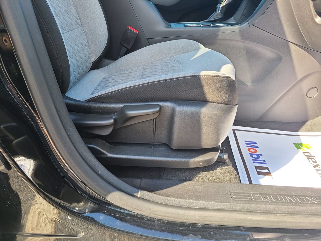 Used 2023 Chevrolet Equinox LT FWD image 12