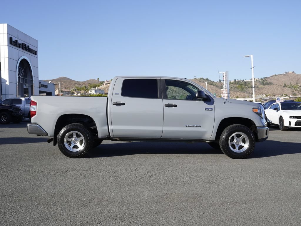 Used 2019 Toyota Tundra SR5 w/ SR5 Upgrade Package RWD video 3