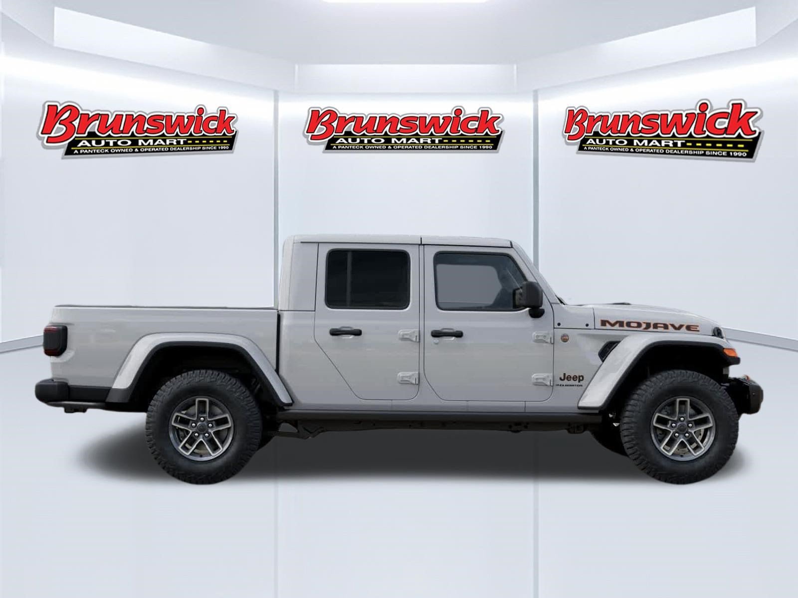 New 2026 Jeep Gladiator Mojave AWD/4WD image 18