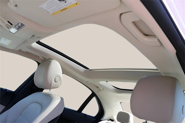 Used 2017 Mercedes-Benz C 300 4MATIC Sedan image 13