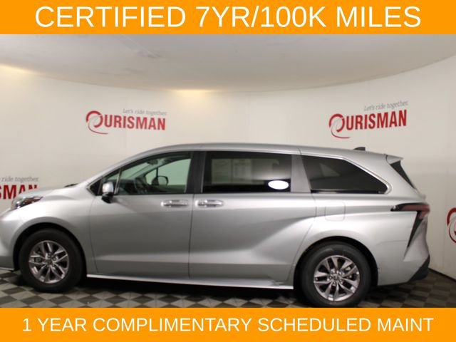 Used 2024 Toyota Sienna LE AWD/4WD image 7