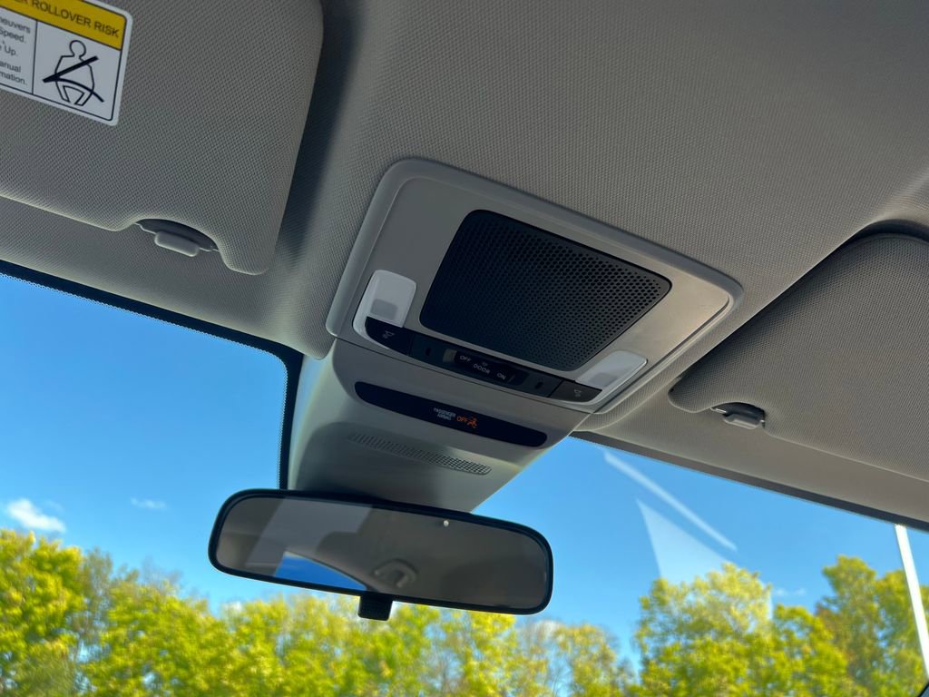 Used 2026 Honda HR-V LX image 13