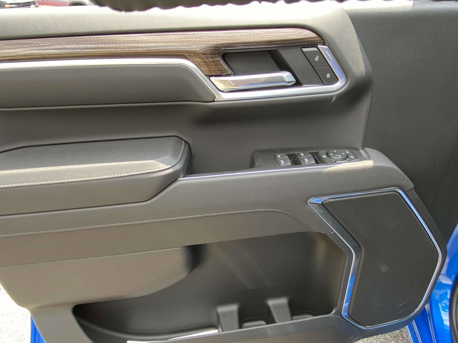 New 2025 Chevrolet Silverado 1500 LT image 14