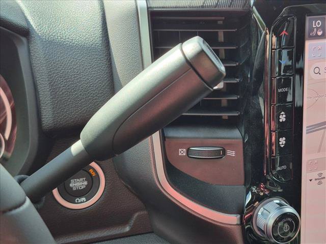 New 2026 RAM 3500 Big Horn AWD/4WD image 12