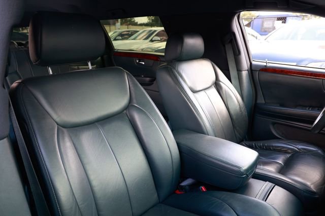 Used 2006 Cadillac DTS Limousine image 16