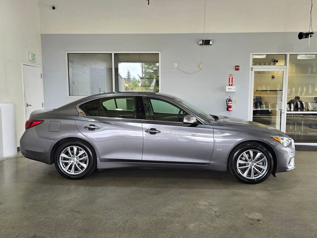 Used 2018 INFINITI Q50 Pure image 4