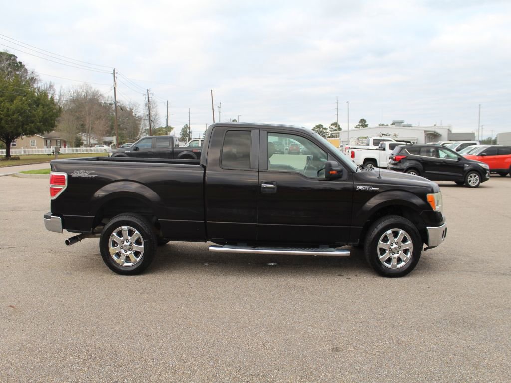 Used 2013 Ford F150 XLT w/ Luxury Equipment Group image 9
