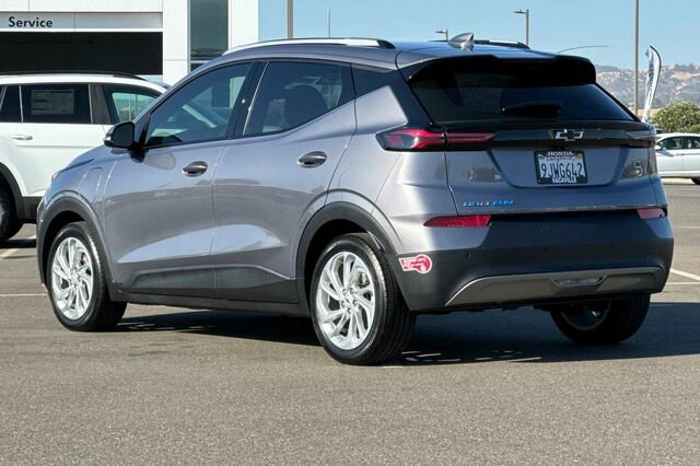 Used 2023 Chevrolet Bolt EUV LT w/ Driver Confidence Package image 6