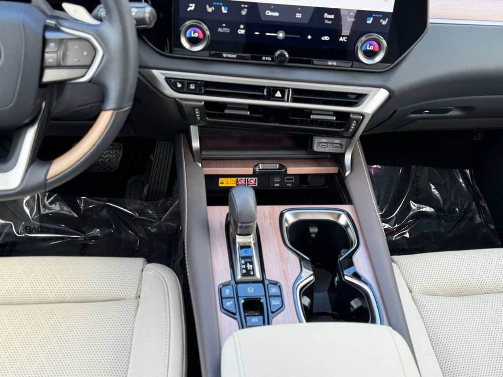 Certified 2025 Lexus RX 450h AWD w/ Convenience Package image 13