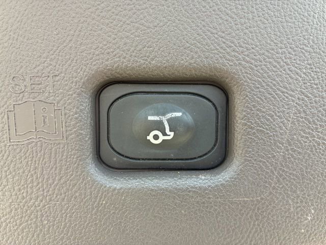 Used 2023 Lincoln Nautilus Reserve w/ Equipment Group 201A image 10