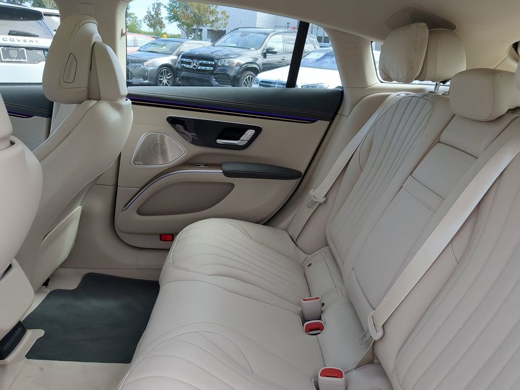 Used 2023 Mercedes-Benz EQS 450+ Sedan image 10