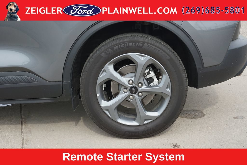 Used 2025 Ford Escape ST-Line w/ Tech Pack #1 AWD/4WD image 9