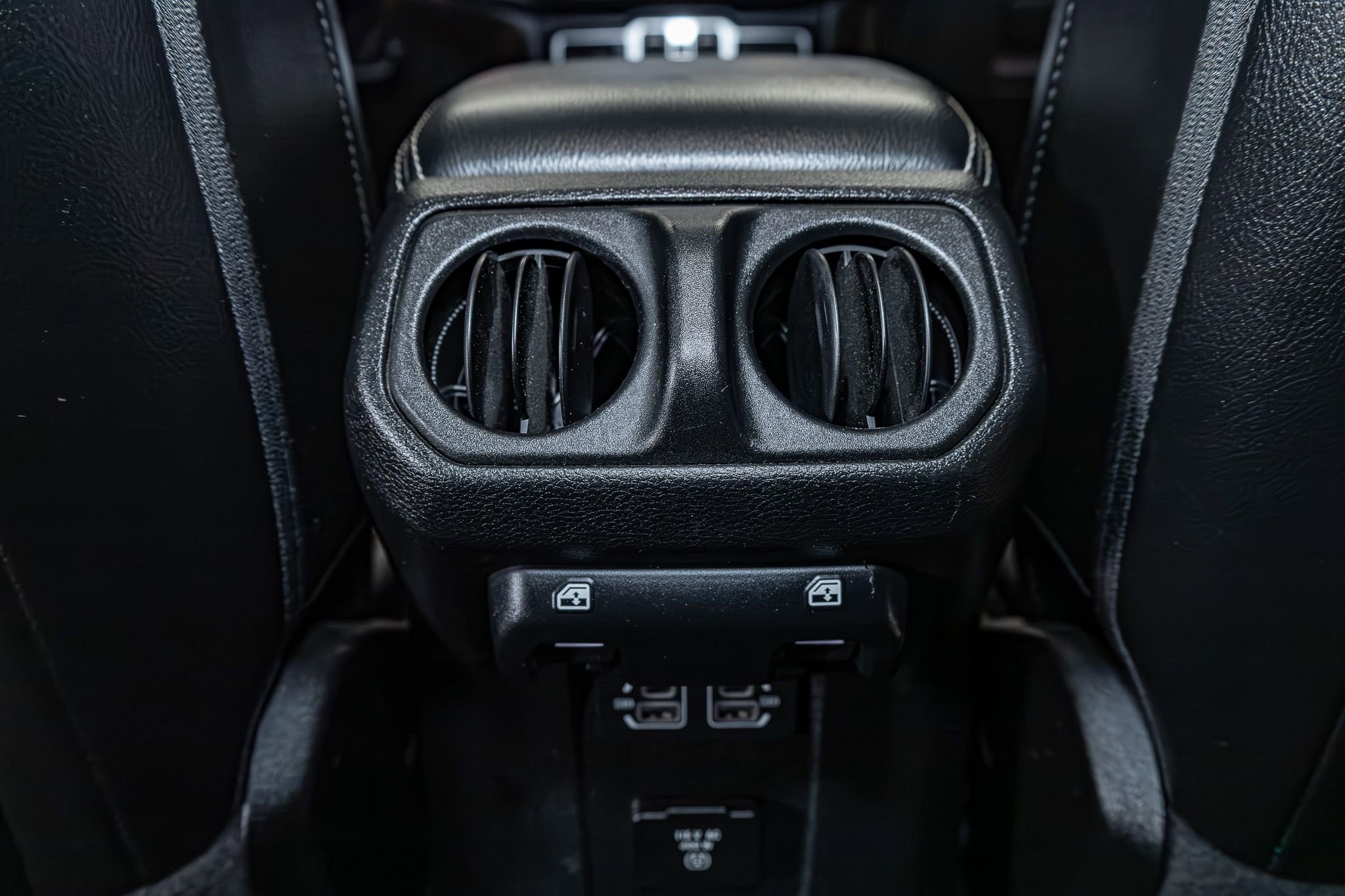 Used 2022 Jeep Gladiator Overland w/ Popular Equipment Package image 21