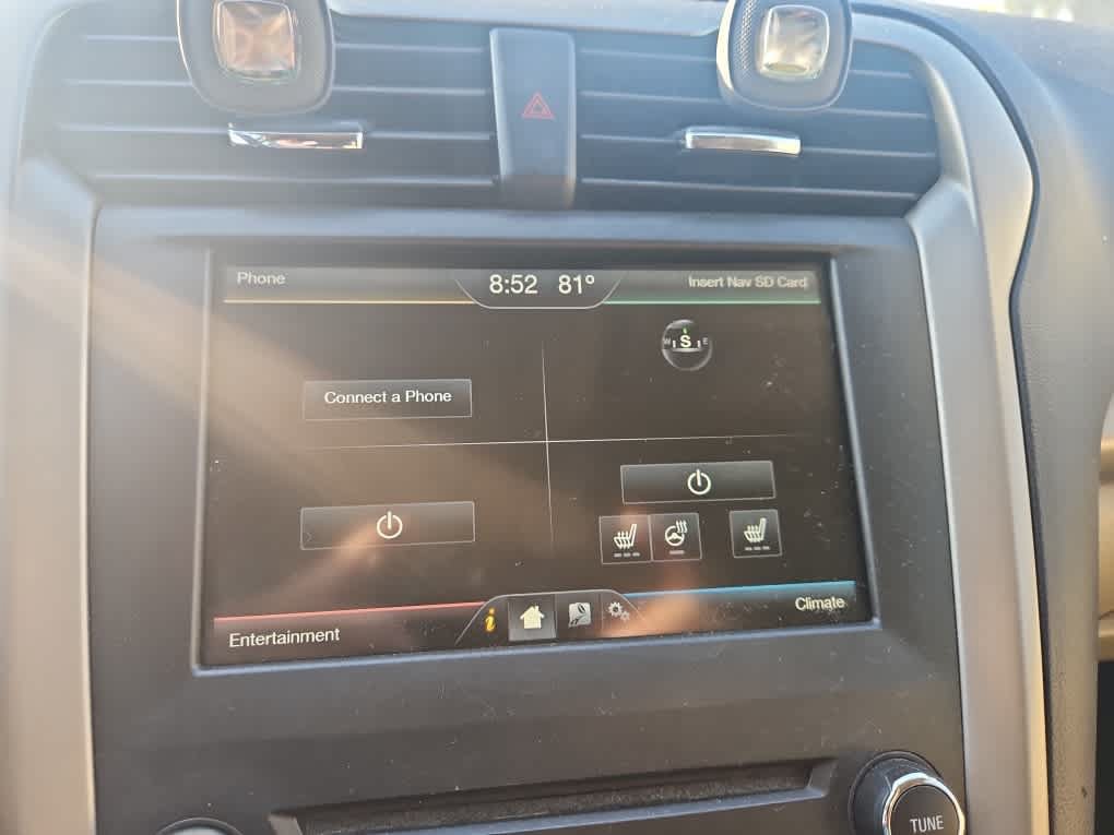 Used 2016 Ford Fusion Energi SE FWD image 16