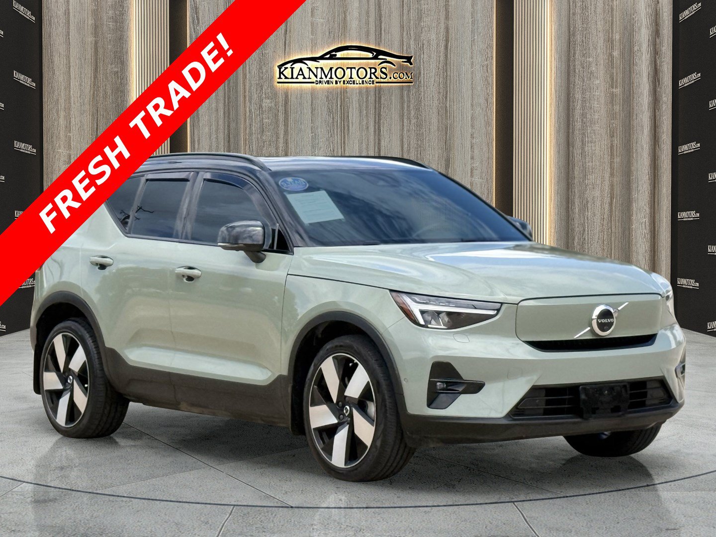 Used 2023 Volvo XC40 Recharge Ultimate