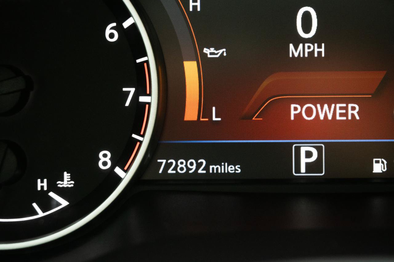 Used 2022 Nissan Maxima SV w/ Floor Mat Group FWD image 3