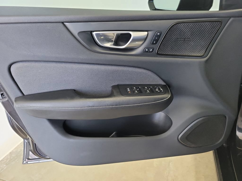 Used 2024 Volvo S60 B5 Plus w/ Climate Package FWD image 20