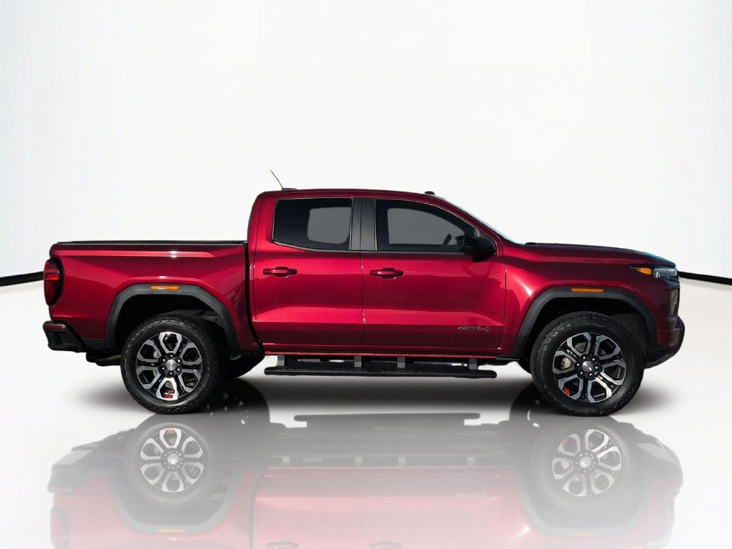 Used 2023 GMC Canyon AT4 w/ AT4 Premium Package AWD/4WD image 5