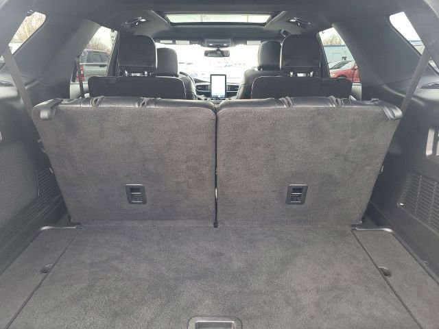 Used 2021 Ford Explorer ST w/ ST Street Pack image 18