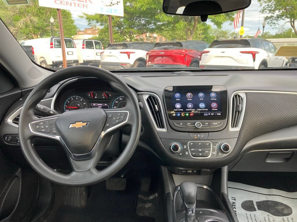 Used 2023 Chevrolet Malibu LT FWD image 5
